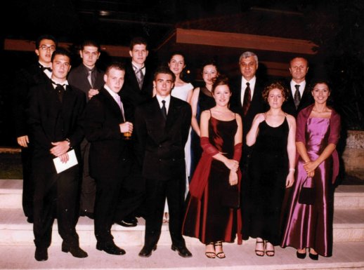 Balo.jpg (40714 bytes)